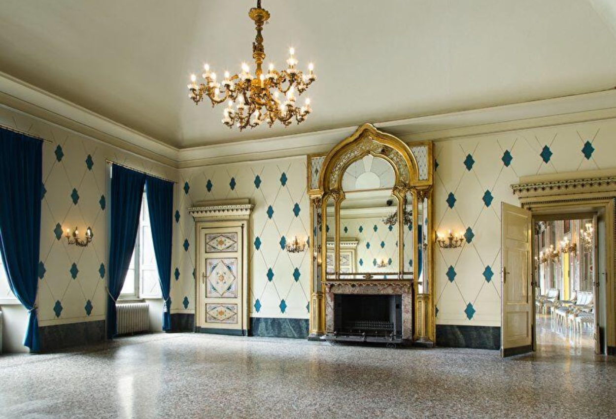 Teatro Sociale Como - Location Luxury Como Teatro Sociale Como - Location Luxury Como